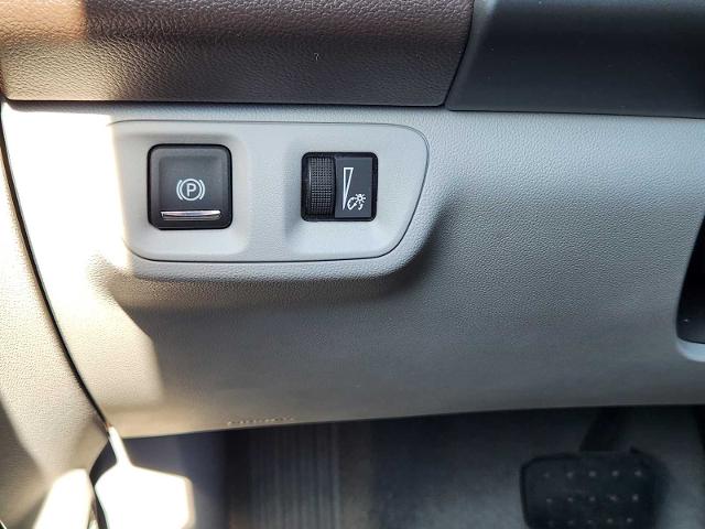 2017 GMC Acadia Vehicle Photo in DENTON, TX 76210-9321