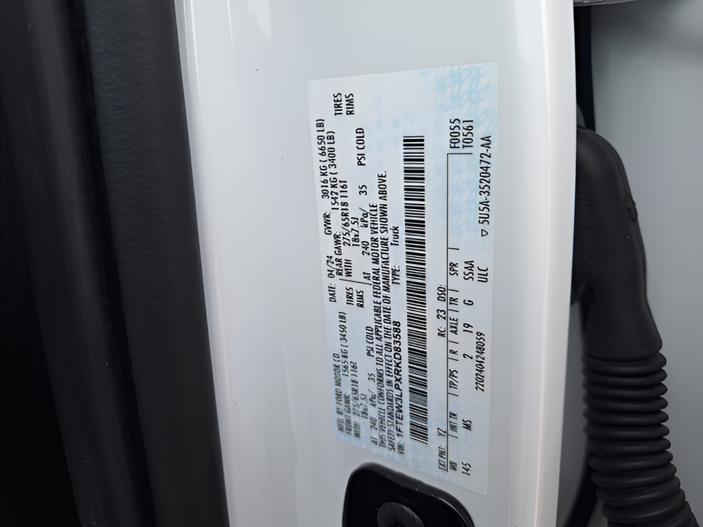 2024 Ford F-150 photo 33 of 34