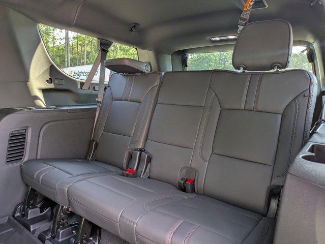 2025 Chevrolet Suburban Vehicle Photo in BRUNSWICK, GA 31525-1881