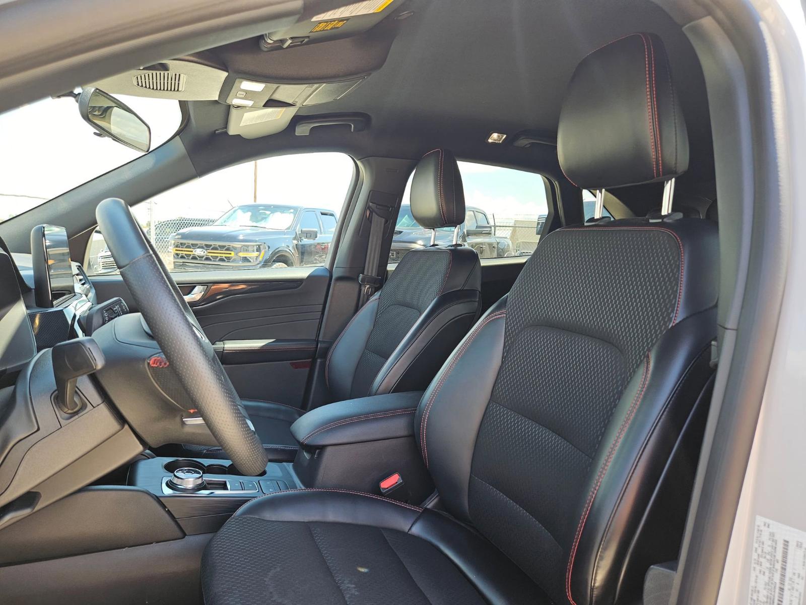 2025 Ford Escape Vehicle Photo in Seguin, TX 78155