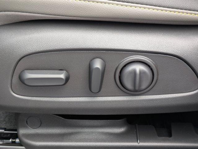 2025 Chevrolet Trax Vehicle Photo in BRUNSWICK, GA 31525-1881