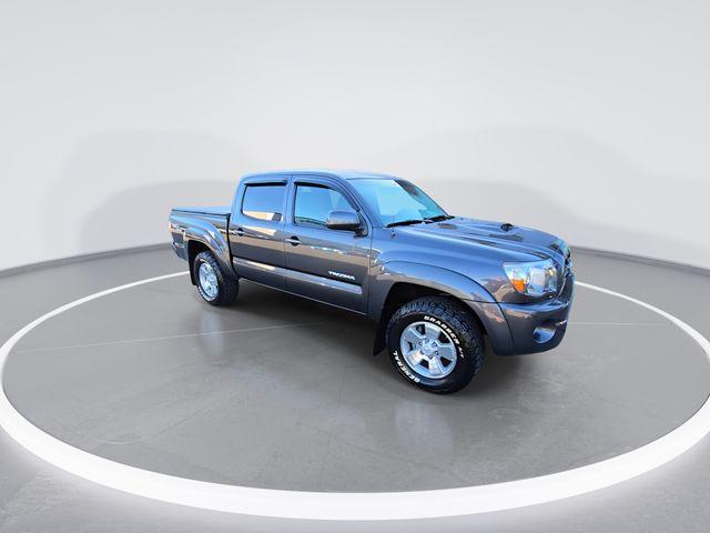 2011 Toyota Tacoma Vehicle Photo in Pleasant Hills, PA 15236