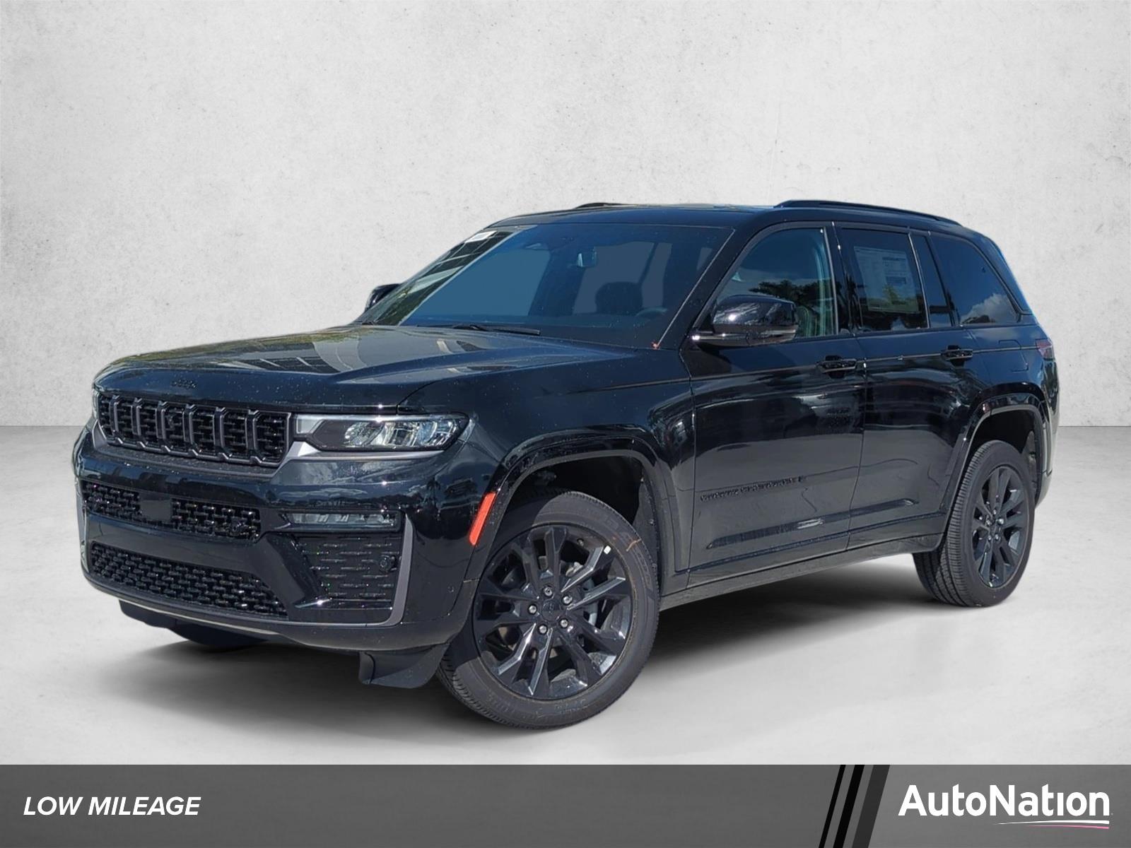 2026 Jeep Grand Cherokee Vehicle Photo in Pembroke Pines, FL 33027