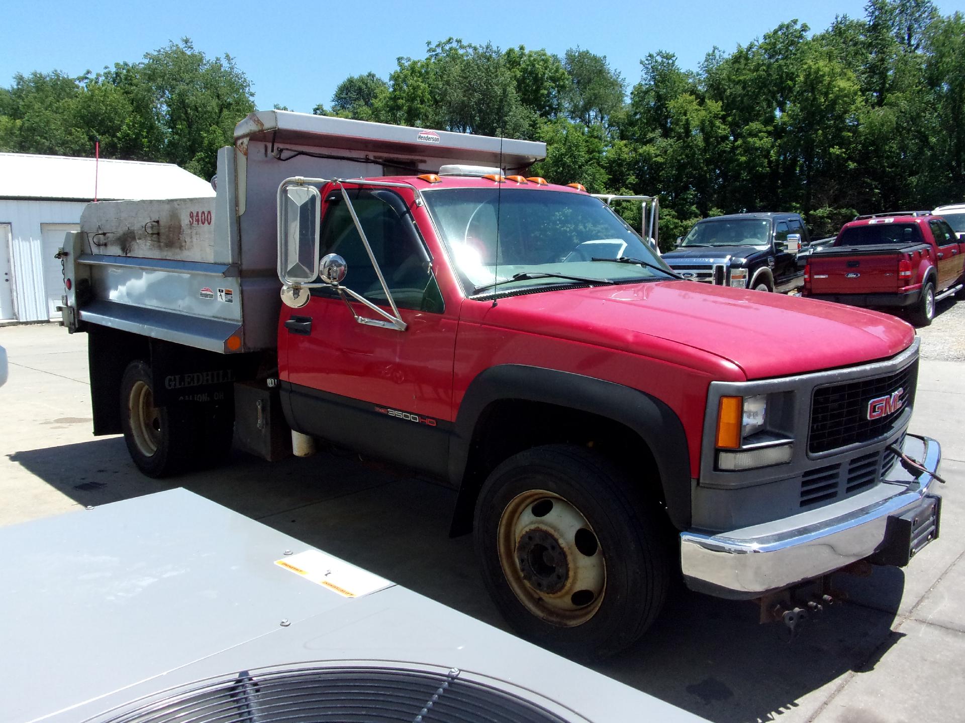 2001 GMC Sierra 3500 HD Chassis Cab Vehicle Photo in ORLEANS, IN 47452-9283
