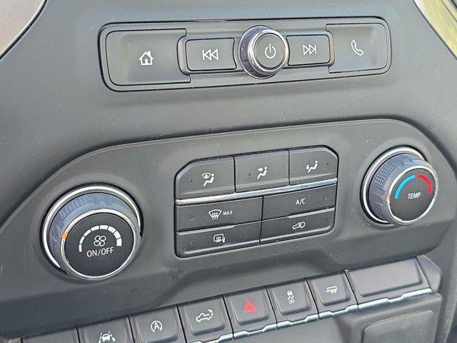 2024 Chevrolet Silverado 1500 Vehicle Photo in Pleasant Hills, PA 15236