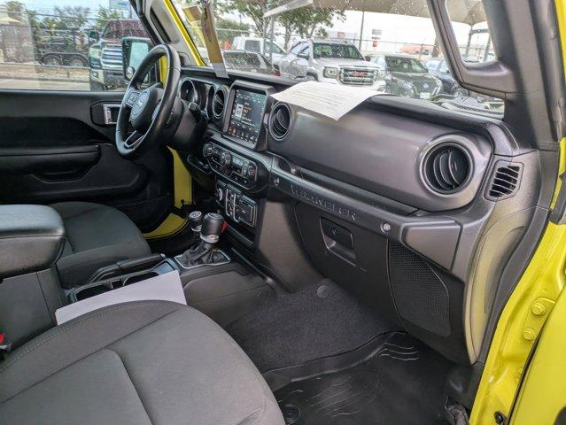 2022 Jeep Wrangler Unlimited Vehicle Photo in SELMA, TX 78154-1460