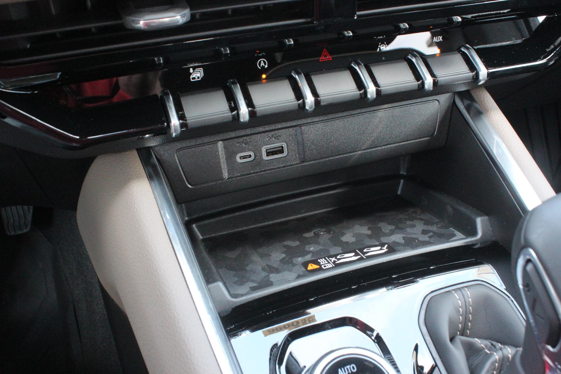 2026 GMC Canyon Vehicle Photo in AURORA, CO 80012-4011