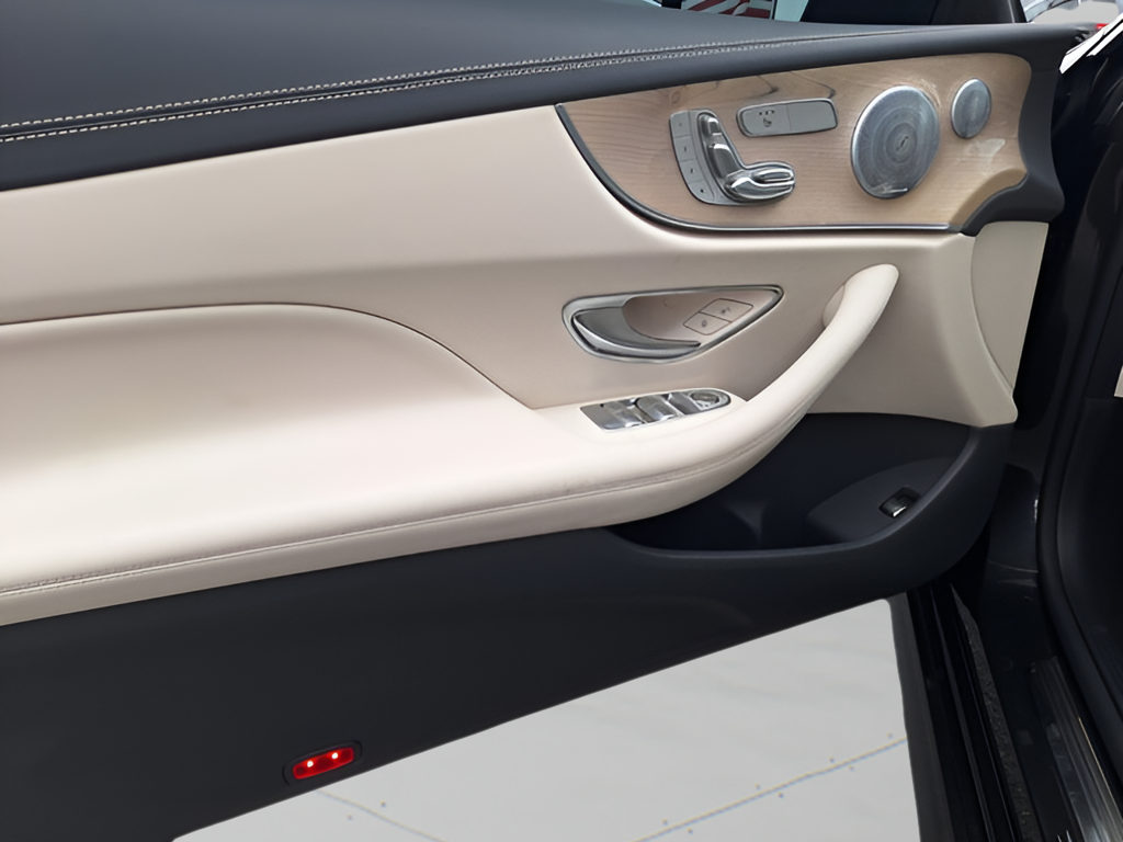 2021 Mercedes-Benz E-Class photo 30 of 32