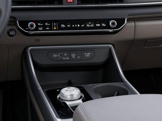 2025 Kia Carnival Hybrid Vehicle Photo in Westbrook, ME 04092