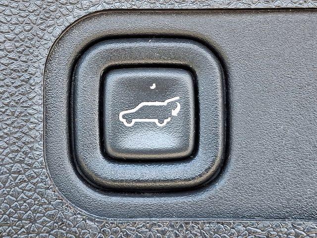 2013 Chevrolet Tahoe Vehicle Photo in DANBURY, CT 06810-5034