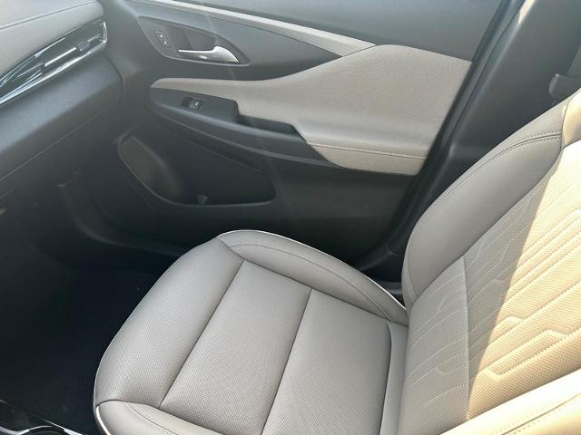 2026 Buick Envista Vehicle Photo in COLUMBIA, MO 65203-3903