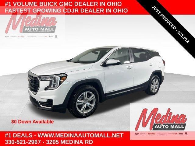 2024 GMC Terrain Vehicle Photo in MEDINA, OH 44256-9631
