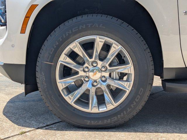 2025 Chevrolet Suburban Vehicle Photo in BRUNSWICK, GA 31525-1881