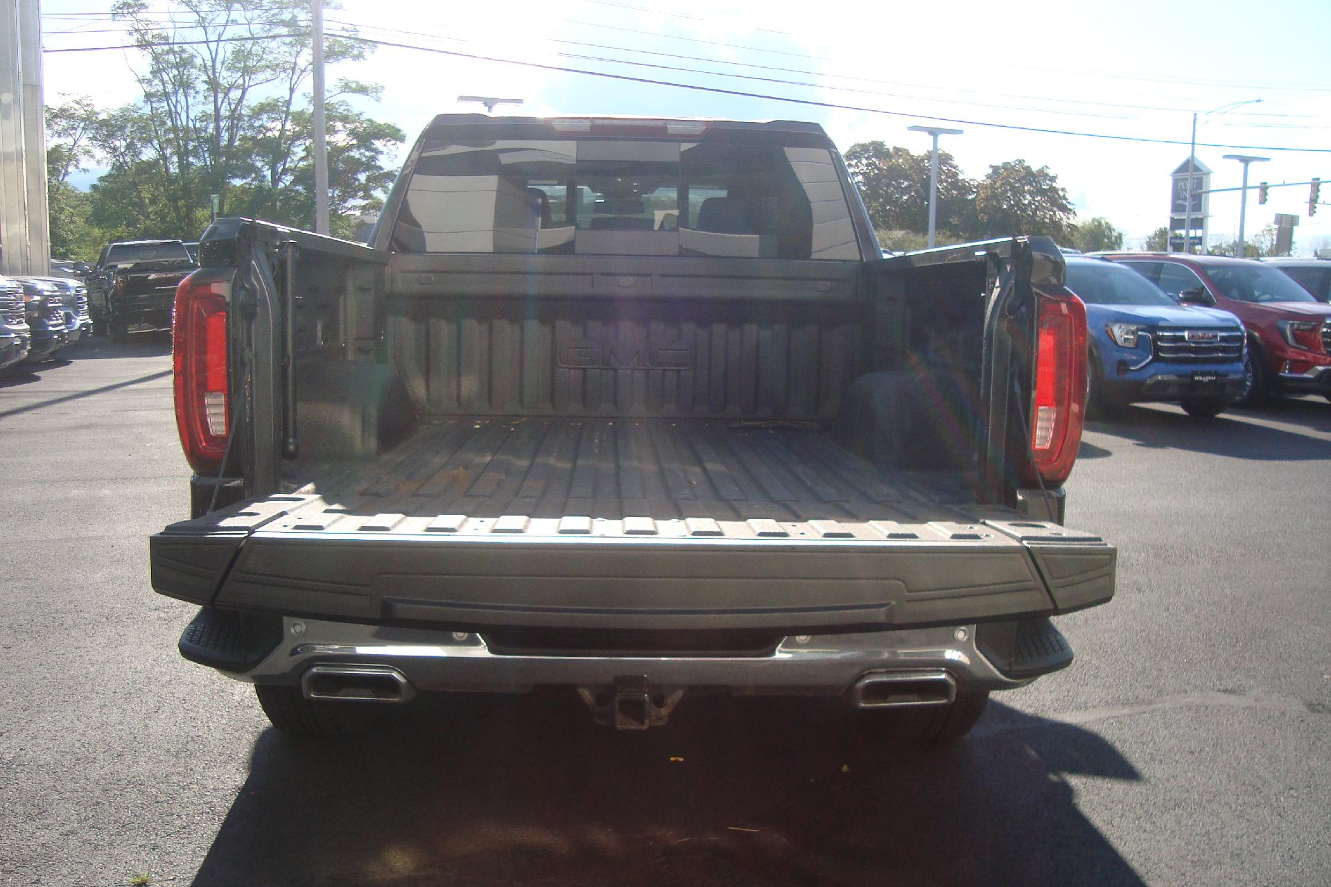 2022 GMC Sierra 1500 Vehicle Photo in PORTSMOUTH, NH 03801-4196