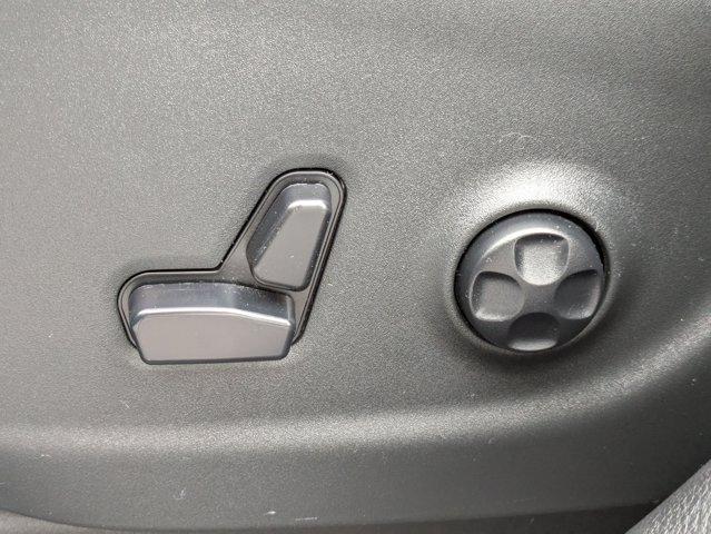 2019 Jeep Cherokee Vehicle Photo in BRUNSWICK, GA 31525-1881