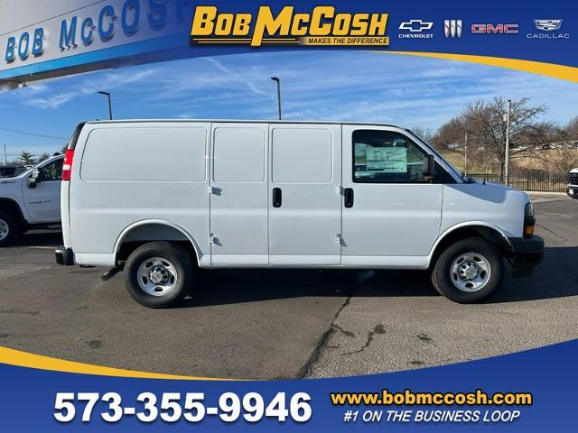 2025 Chevrolet Express Cargo 2500 Vehicle Photo in COLUMBIA, MO 65203-3903