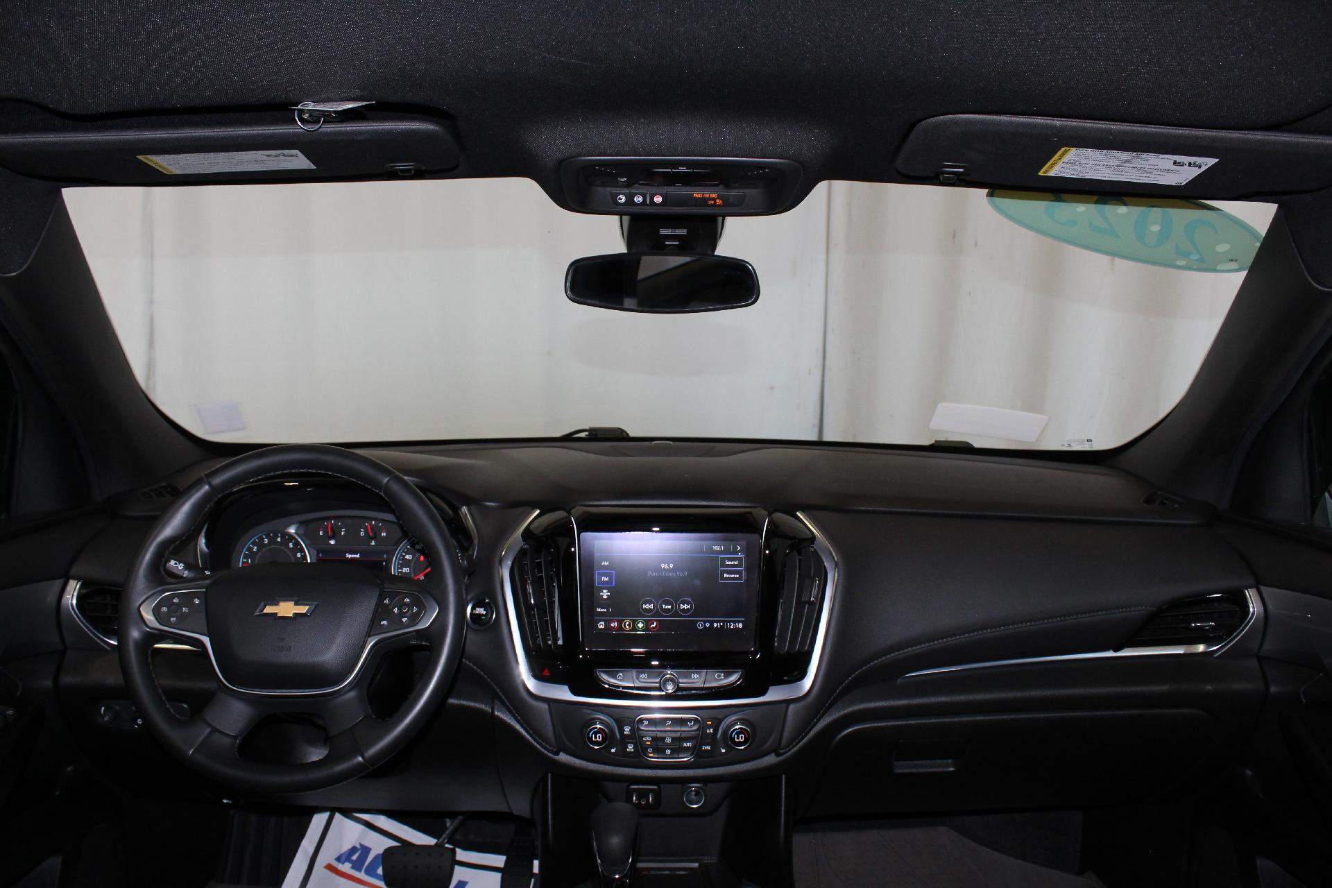 2023 Chevrolet Traverse Vehicle Photo in NORTHAMPTON, MA 01060-1120