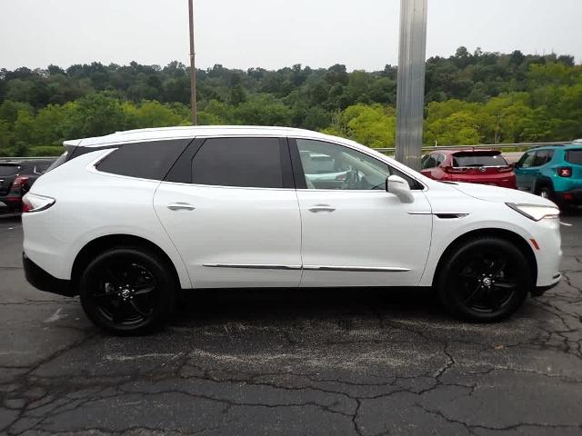2023 Buick Enclave Vehicle Photo in ZELIENOPLE, PA 16063-2910