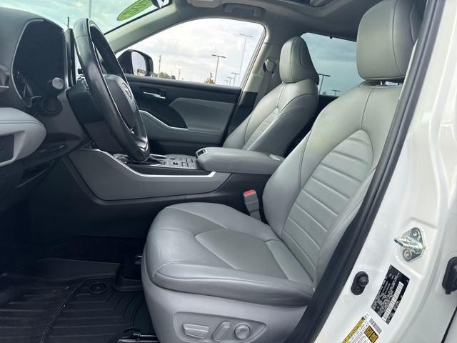 2022 Toyota Highlander Vehicle Photo in Jonesboro, AR 72404