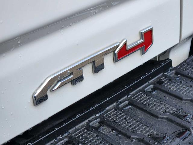 2023 GMC Sierra 2500 HD Vehicle Photo in DENTON, TX 76210-9321