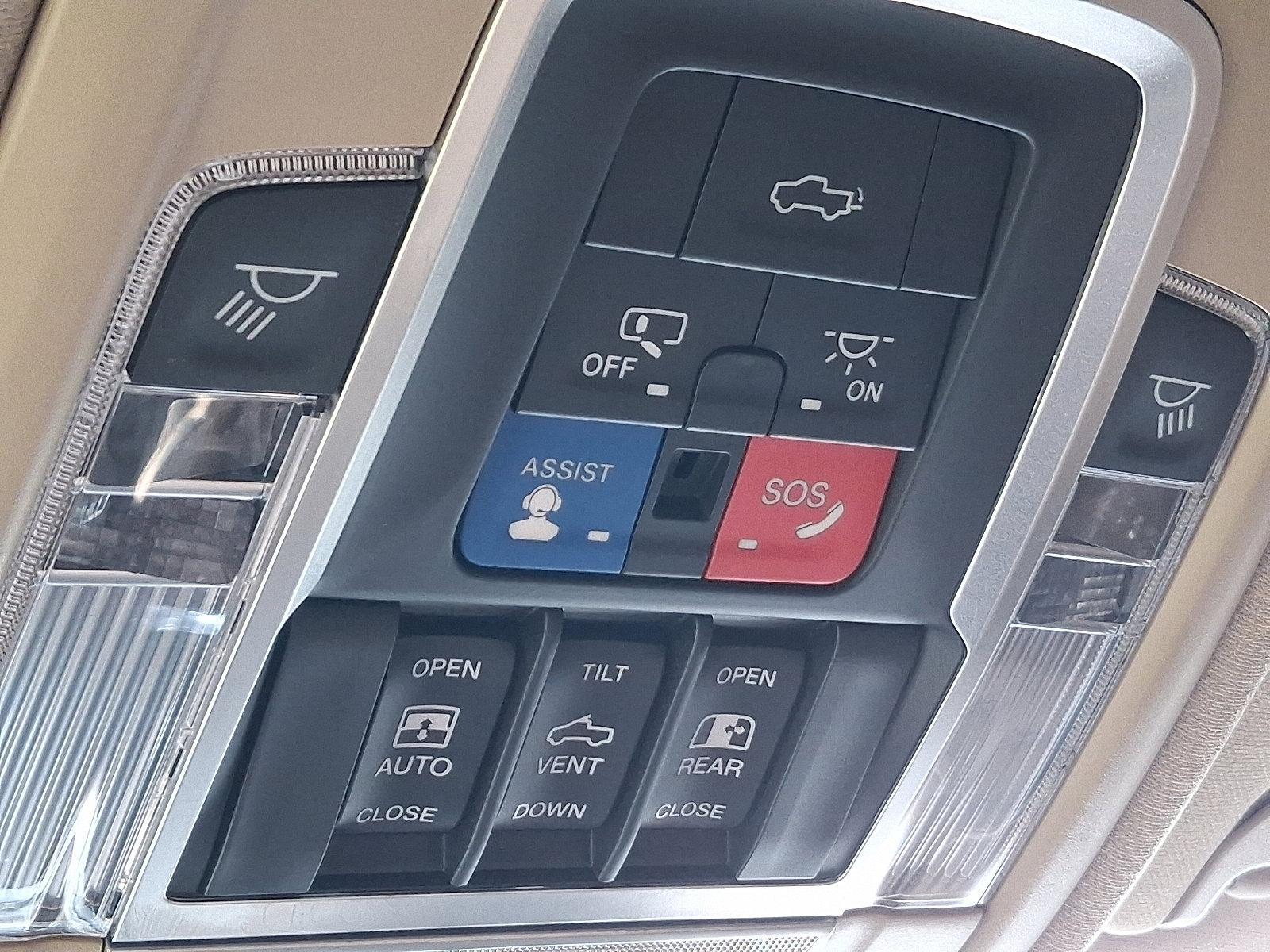 2022 Ram 3500 Vehicle Photo in Trevose, PA 19053