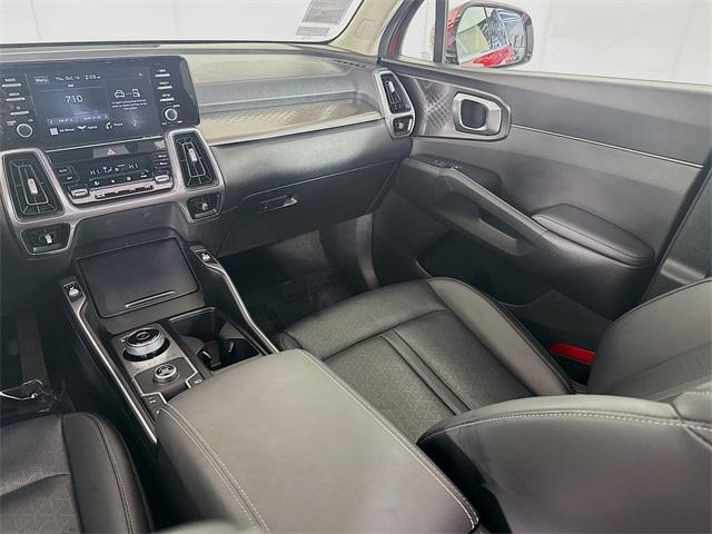 2021 Kia Sorento Hybrid Vehicle Photo in Everett, WA 98204
