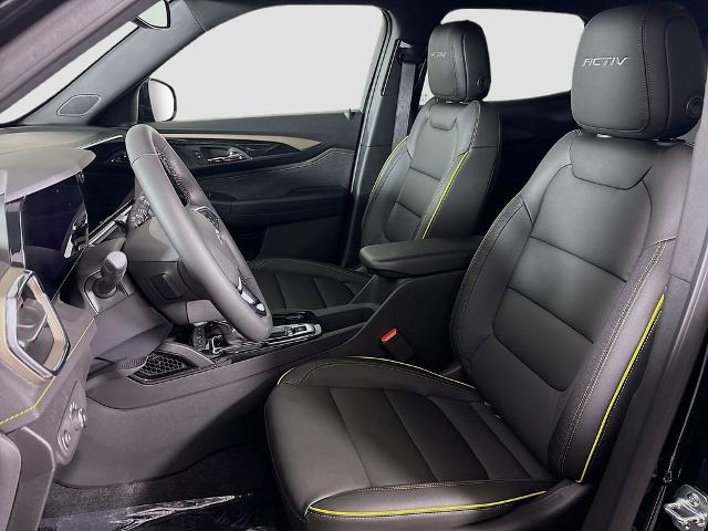 2025 Chevrolet Trailblazer Vehicle Photo in PUYALLUP, WA 98371-4149