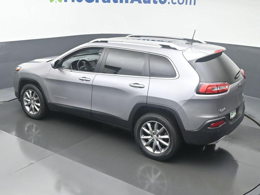 2018 Jeep Cherokee Vehicle Photo in Cedar Rapids, IA 52402