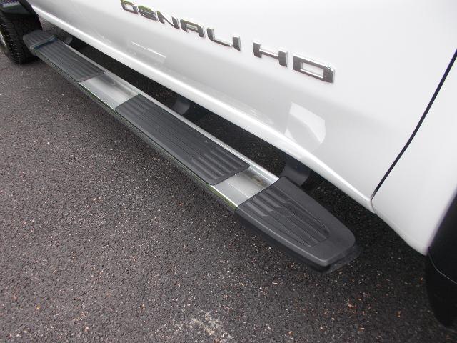 2021 GMC Sierra 2500 HD Vehicle Photo in LOWELL, MA 01852-4336