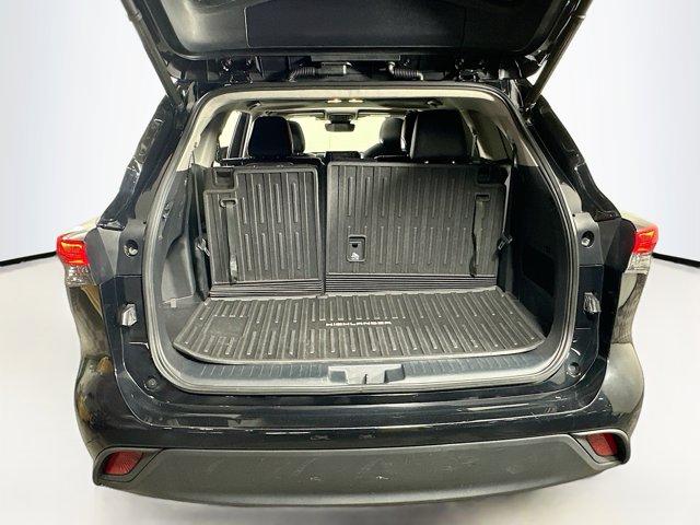 2022 Toyota Highlander Vehicle Photo in Flemington, NJ 08822