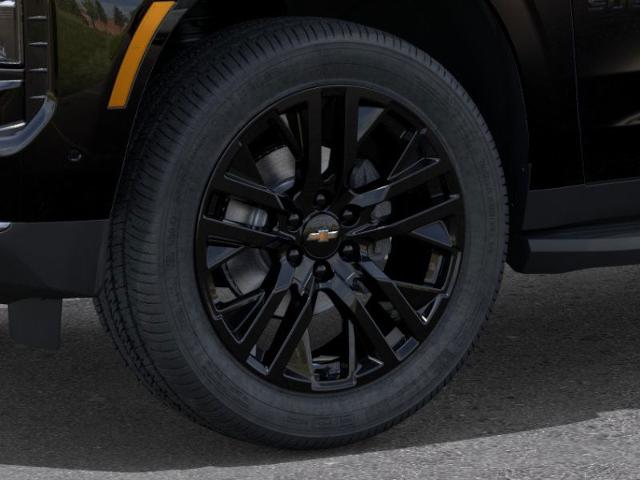 2025 Chevrolet Suburban Vehicle Photo in KANSAS CITY, MO 64114-4502