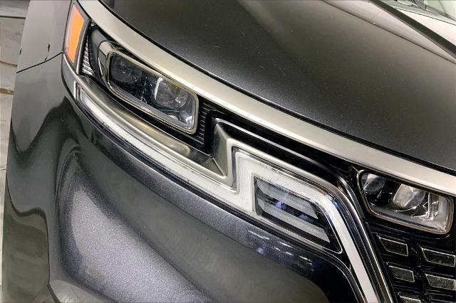 2024 Kia Carnival Vehicle Photo in Lees Summit, MO 64086