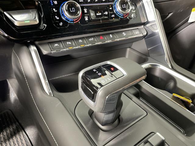 2025 GMC Sierra 1500 Vehicle Photo in GILBERT, AZ 85297-0402