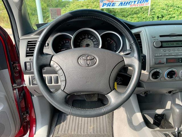 2008 Toyota Tacoma Vehicle Photo in MOON TOWNSHIP, PA 15108-2571