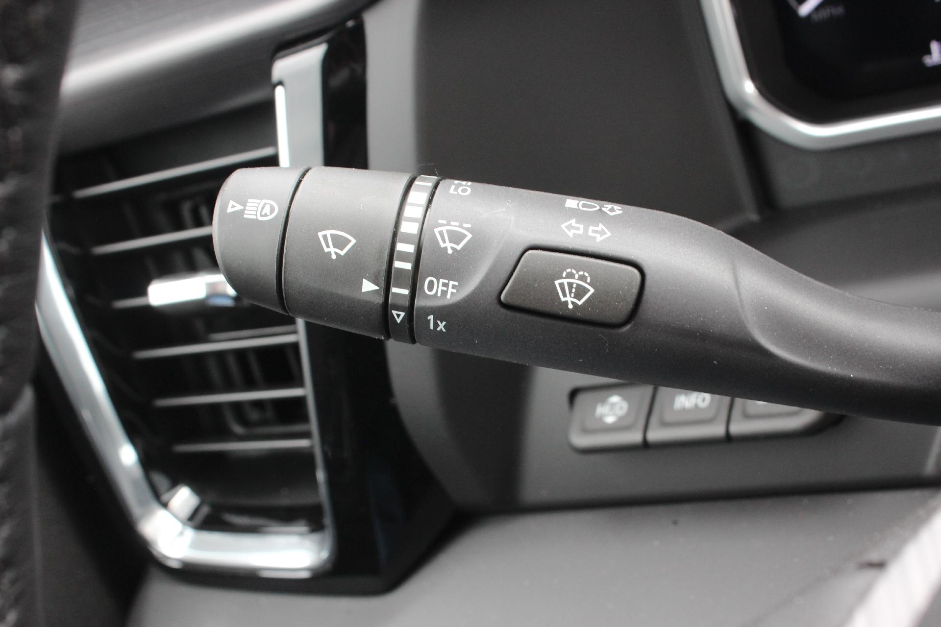 2026 GMC Sierra 3500 HD Vehicle Photo in AURORA, CO 80012-4011