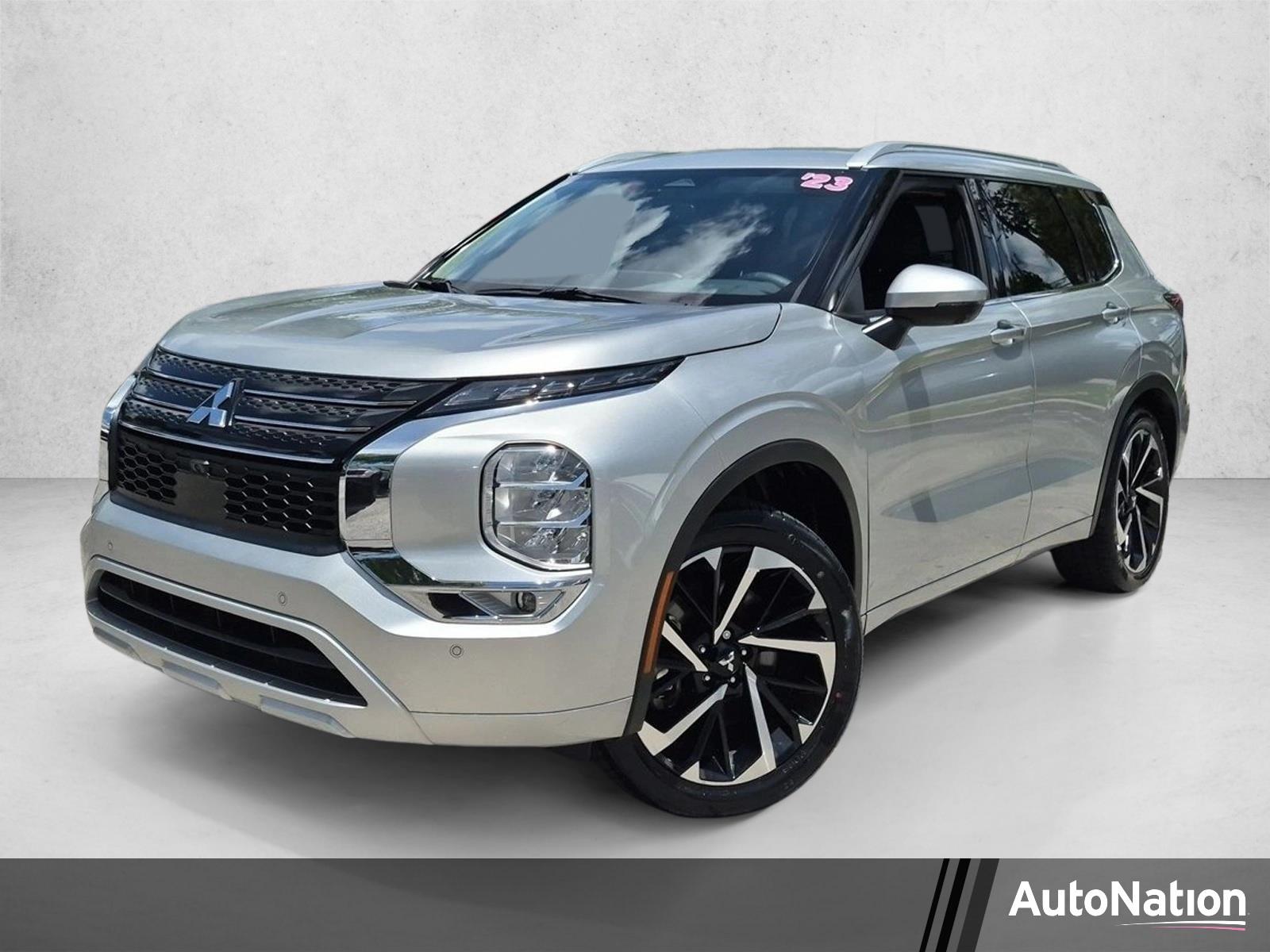 2023 Mitsubishi Outlander Vehicle Photo in Miami, FL 33135