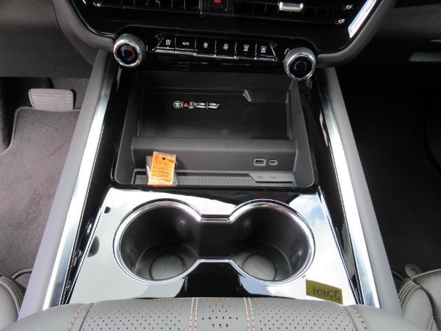 2025 Chevrolet Tahoe Vehicle Photo in LEESBURG, FL 34788-4022