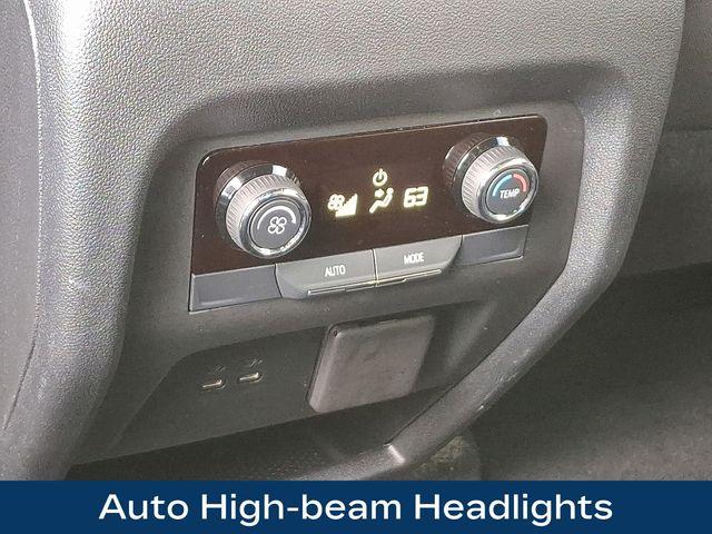 2024 Chevrolet Traverse Vehicle Photo in DANBURY, CT 06810-5034