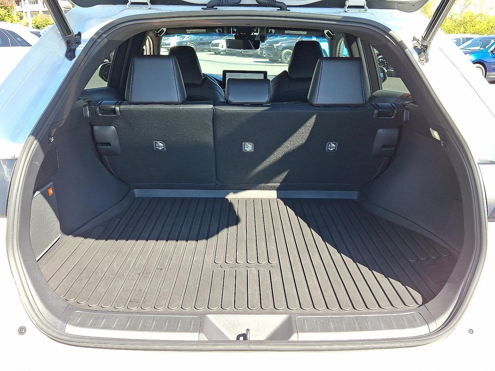 2023 Toyota Venza Vehicle Photo in BETHLEHEM, PA 18017-9401