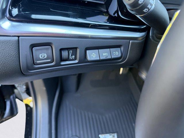 2025 Cadillac XT6 Vehicle Photo in LEOMINSTER, MA 01453-2952