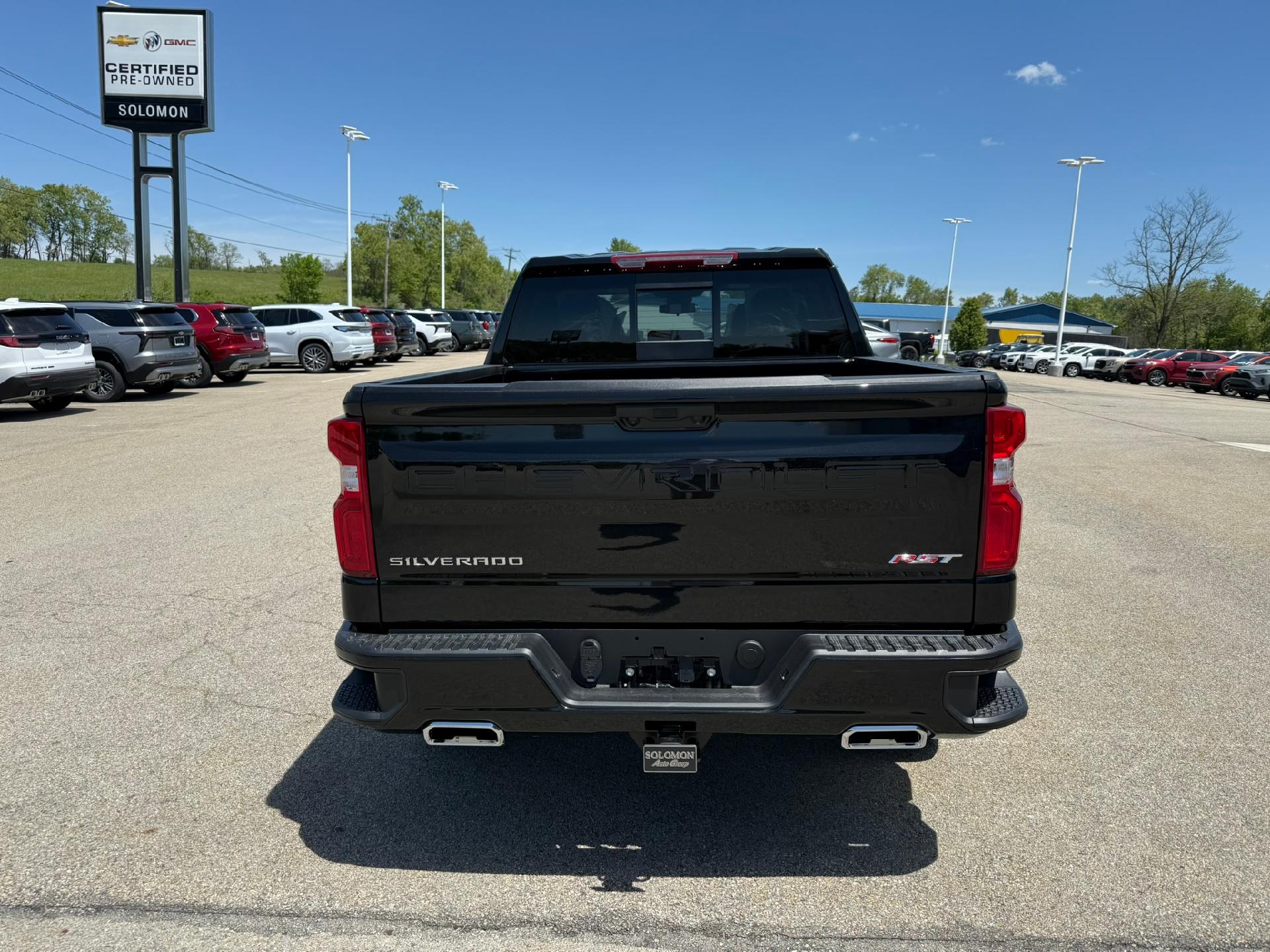 2026 Chevrolet Silverado 1500 photo 4 of 10