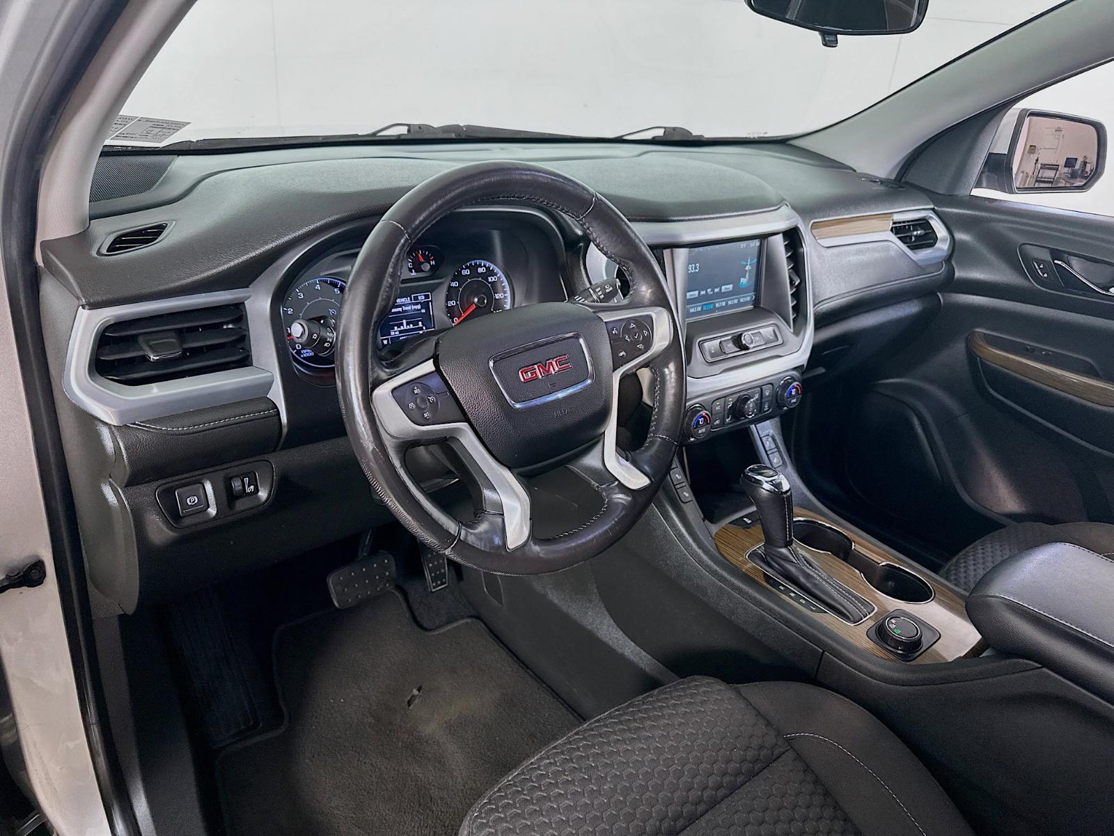 2017 GMC Acadia Vehicle Photo in Langhorne, PA 19047