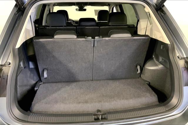 2024 Volkswagen Tiguan Vehicle Photo in KANSAS CITY, MO 64114-4502