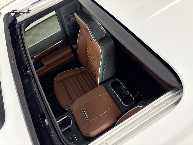 2025 GMC Sierra 3500 HD Vehicle Photo in PUYALLUP, WA 98371-4149