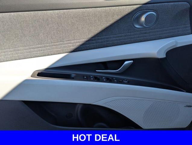 2024 Hyundai ELANTRA Vehicle Photo in Merrillville, IN 46410