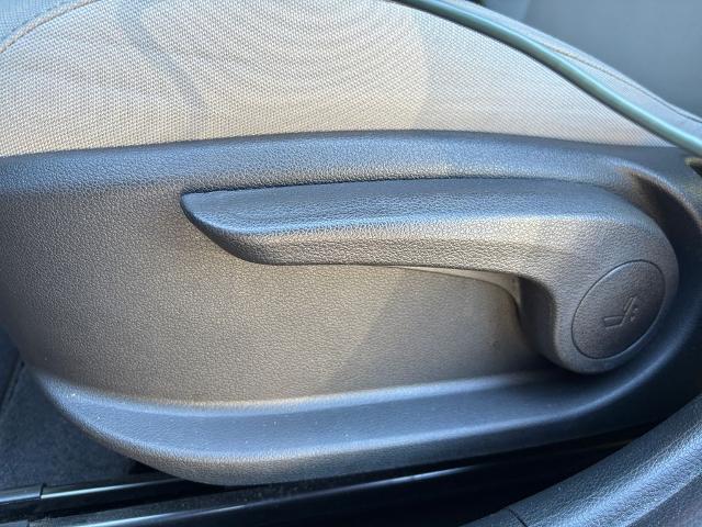 2023 Kia Rio Vehicle Photo in Brunswick, GA 31525