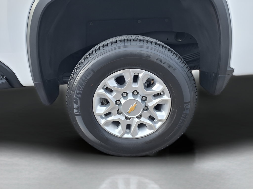 2024 Chevrolet Silverado 2500 HD photo 22 of 31