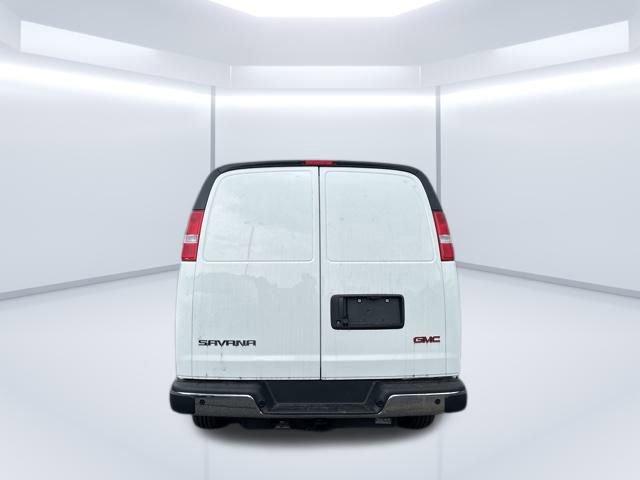 2025 GMC Savana Cargo 3500 Vehicle Photo in SAINT CLAIRSVILLE, OH 43950-8512