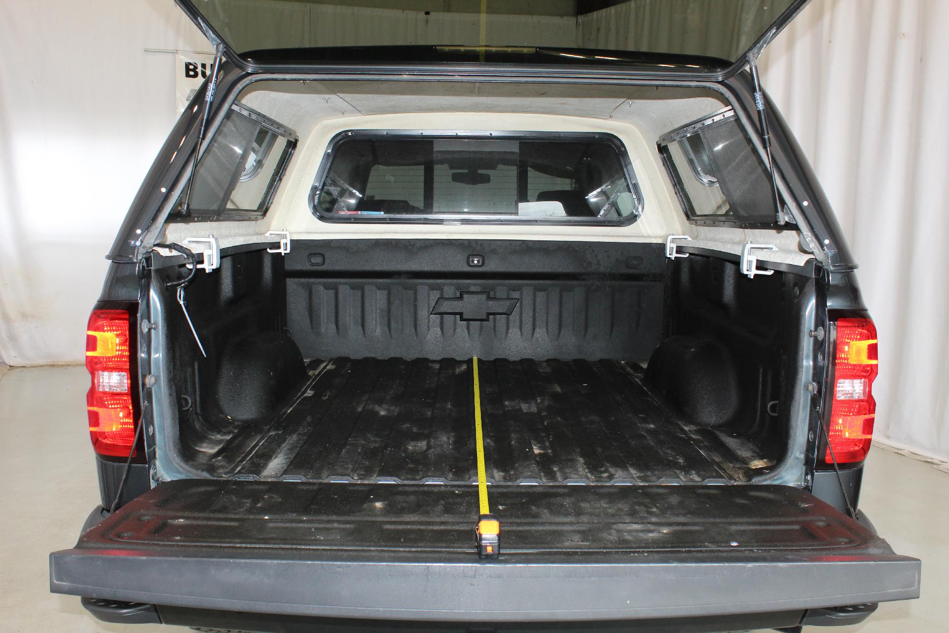 2017 Chevrolet Silverado 1500 Vehicle Photo in NORTHAMPTON, MA 01060-1120