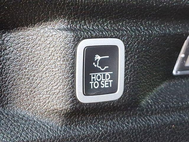 2022 Jeep Grand Cherokee L Vehicle Photo in DANBURY, CT 06810-5034